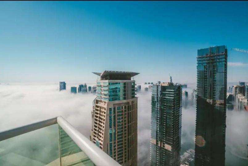 High Floor With City Skyline & Burj Khalifa View 3 Bedroom Unit Marina Dubai Exterior photo
